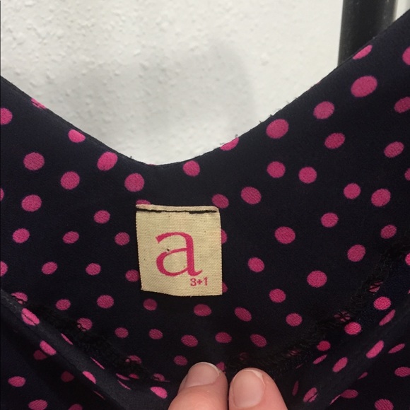 A 3+1 dress - Picture 2 of 7